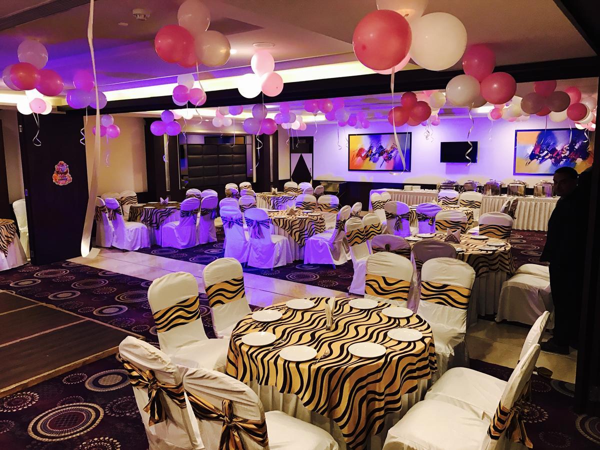 Hotel Imperia Suites Jalandhar Esterno foto