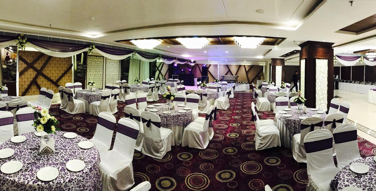 Hotel Imperia Suites Jalandhar Esterno foto