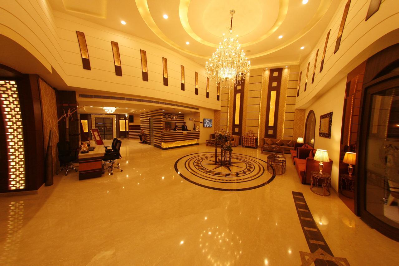 Hotel Imperia Suites Jalandhar Esterno foto